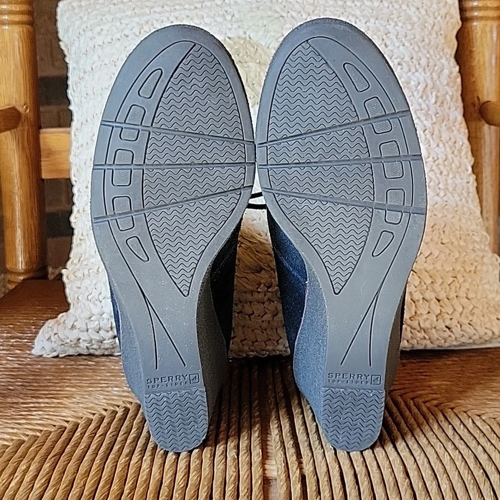 Sperry suede Harlow wedges, black, size 9M